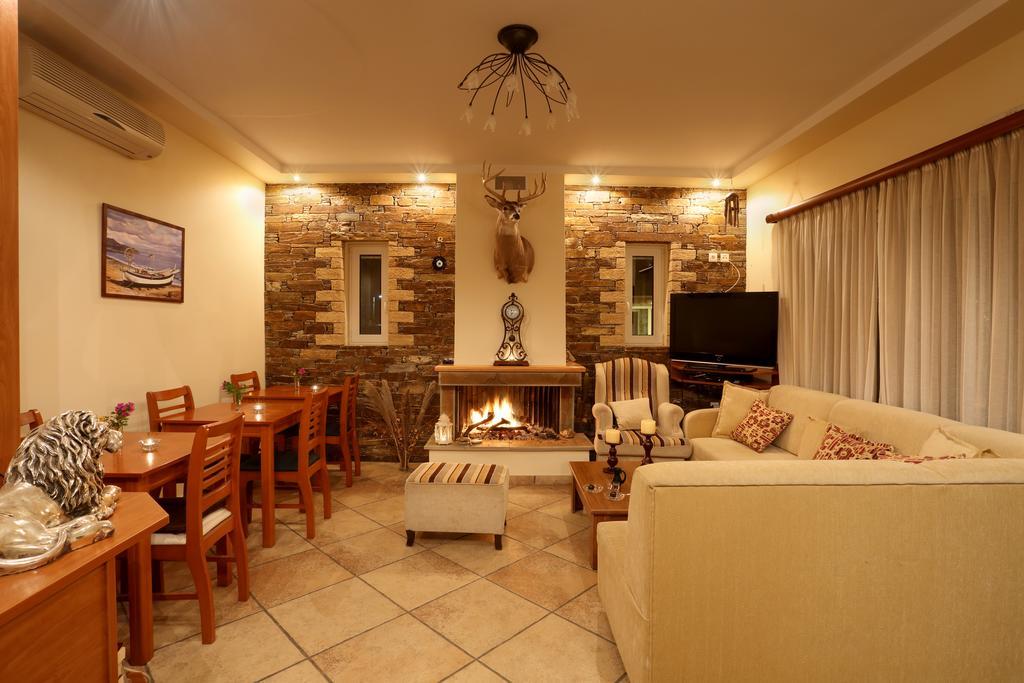 Politia Villas Karystos  Buitenkant foto